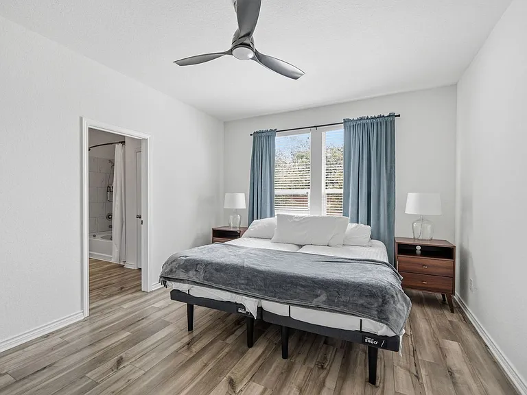 4015 Casita Mia St — Photo 17