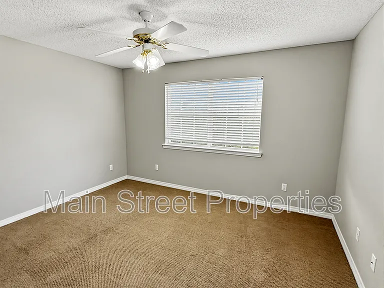 2121 Pin High Dr — Photo 20