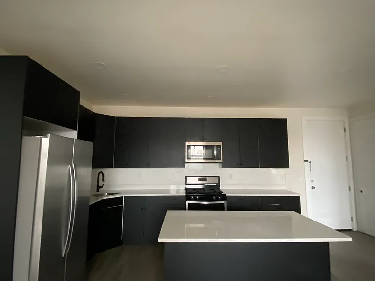 230 Harrison St #403 — Photo 5