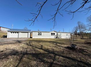 100 Driftwood Ln, Grayson, KY 41143