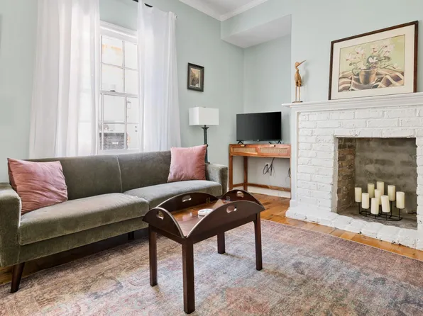 45 Rose Ln, Charleston, SC 29403
