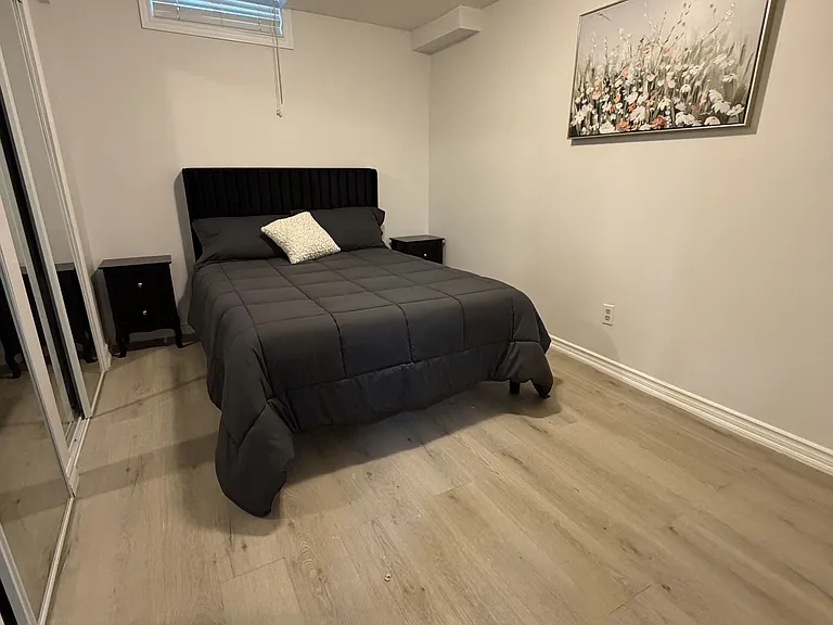 6760 Darcel Ave #BASEMENT — Photo 1