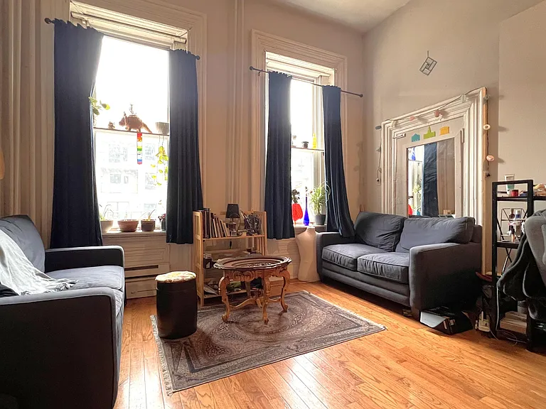 1531 W Girard Ave #1F — Photo 2