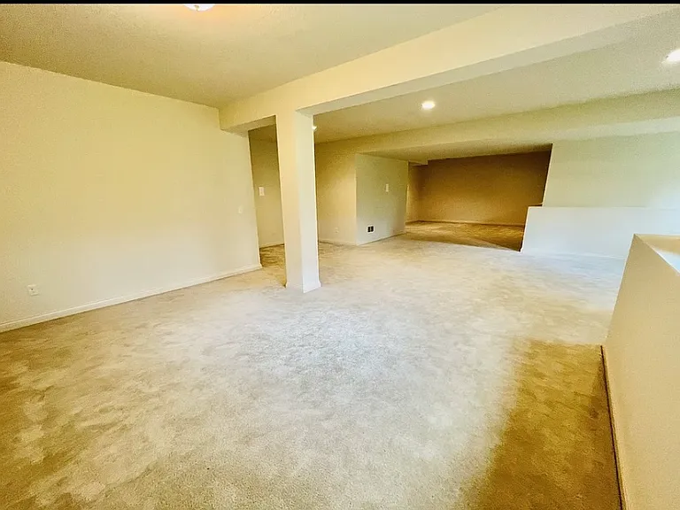 16499 Beverly Dr — Photo 41