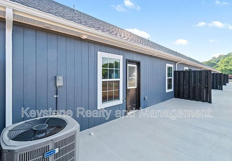 111 Robertson Hill Rd #7 — Photo 14