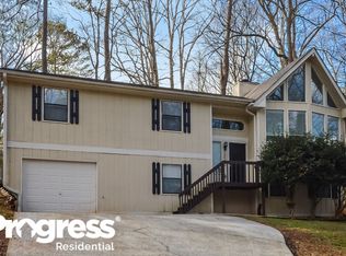 4245 Cary Dr, Snellville, GA 30039