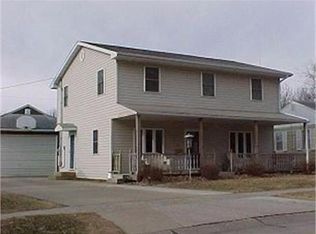 605 E 24th St S, Newton, IA 50208