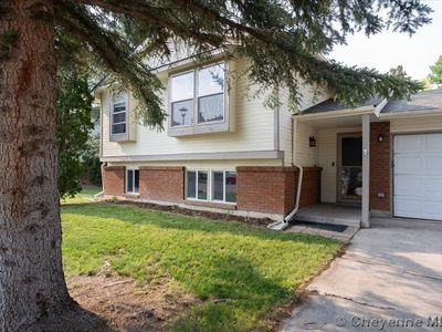 2724 Sagebrush Ave, Cheyenne, WY, 82009