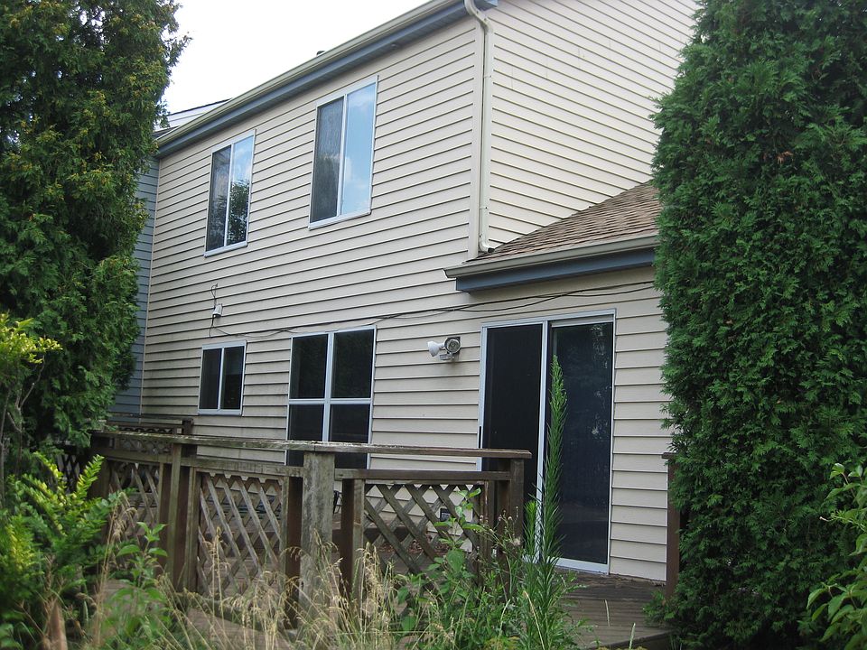 2nd image of 777 Stanford Ln