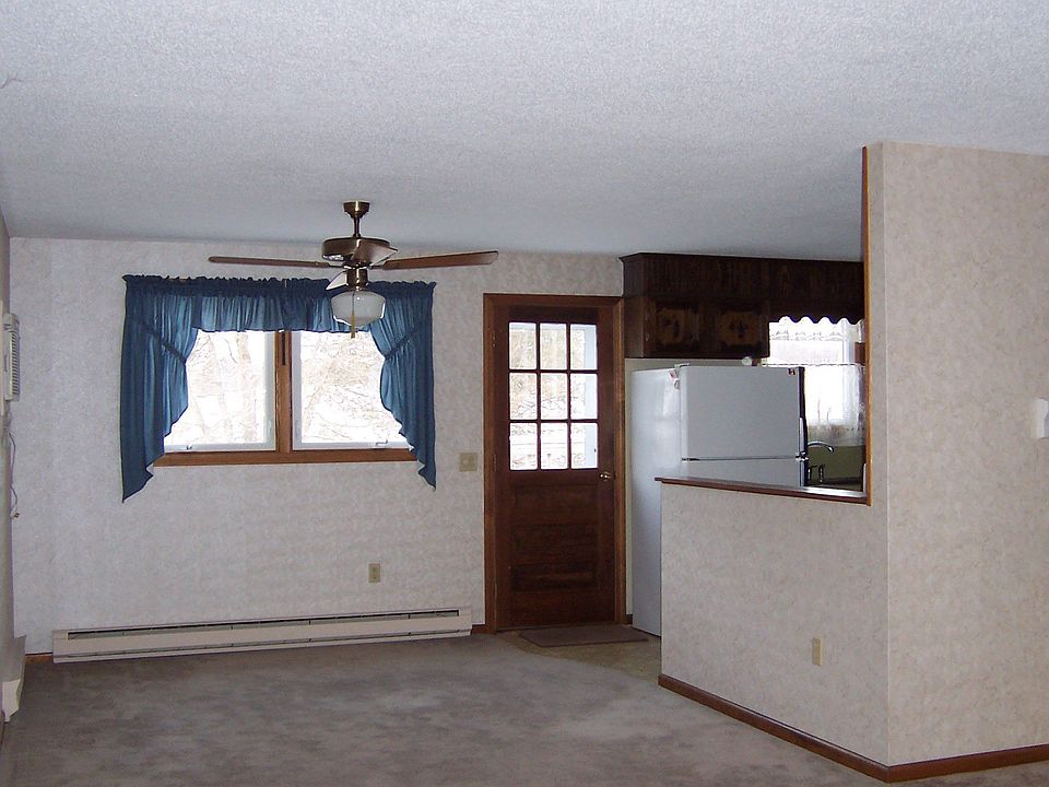 2nd image of 60 Airport Rd