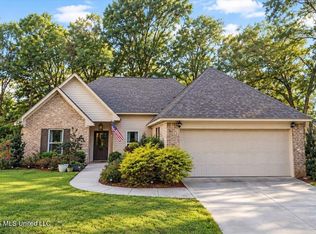 304 Brooks Ave, Pelahatchie, MS 39145