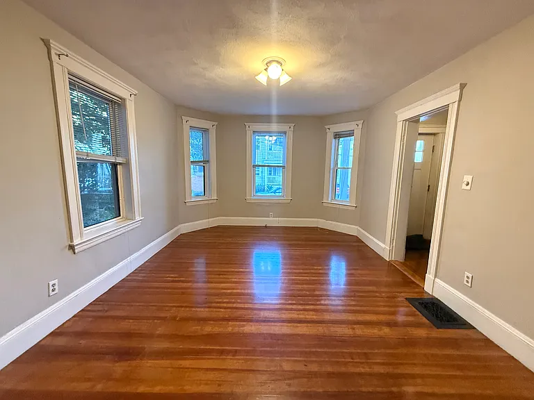 192 Grant Ave #1 — Photo 1