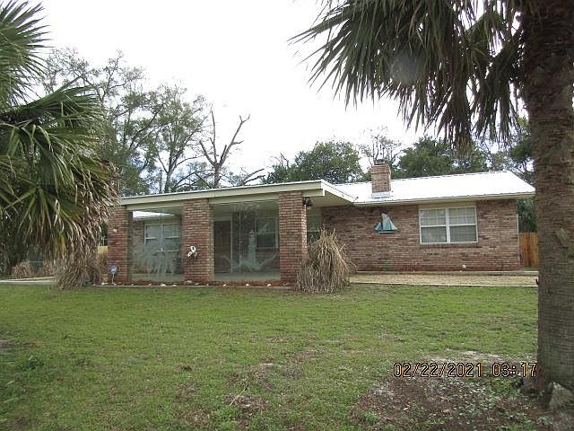 1st image of 410 NW 1st St