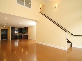 756 W Foothill Blvd #7, Monrovia, CA 91016