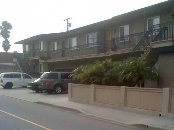 2009 Phelan Ln APT E, Redondo Beach, CA 90278