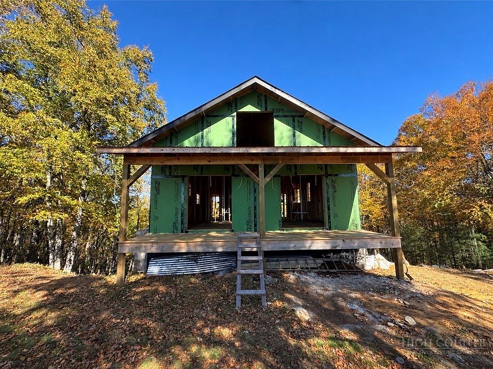 1st image of 930 Falcon Ridge Drive