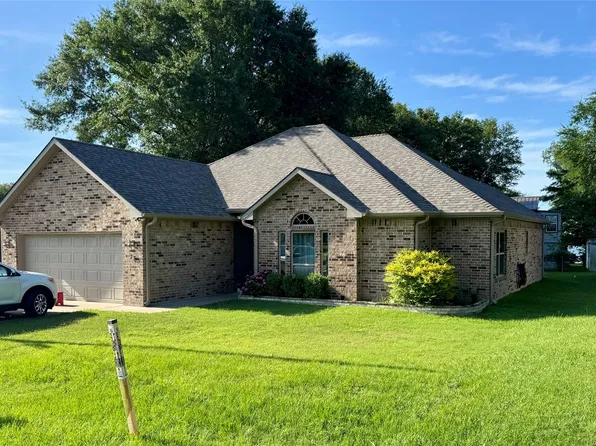 77 Starview Dr, Malakoff, TX 75148