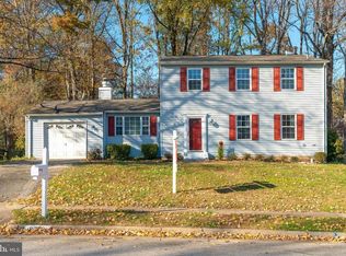 9752 Oatley Ln, Burke, VA 22015