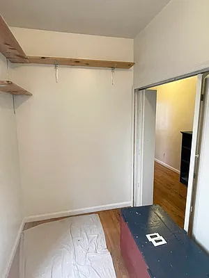 Rented by Jonis Realty | media 6