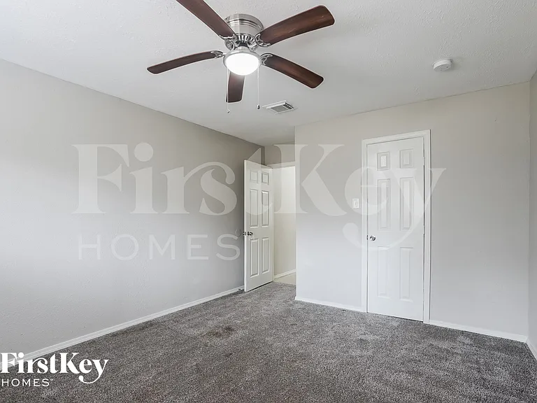 3607 Dawnwood Dr — Photo 12