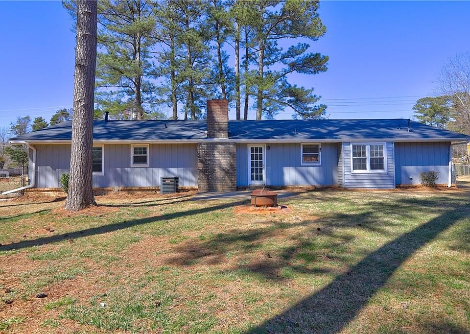 1st image of 2578 Five Forks Trickum Rd