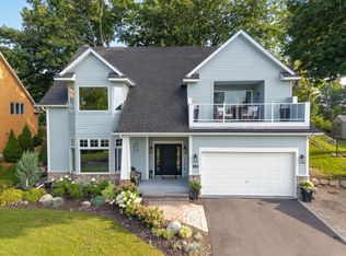4646 Island View Dr, Mound, MN 55364