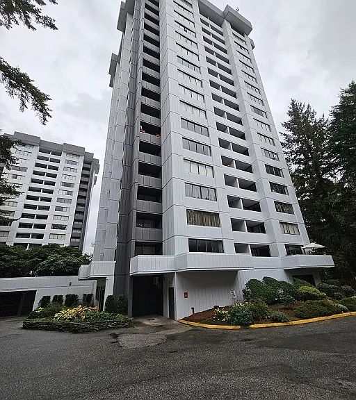7360 Halifax St — Photo 3