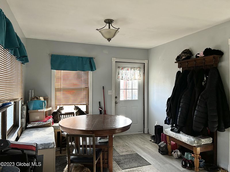 5th image of 20 Hudson Street