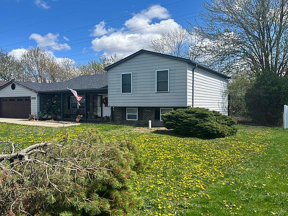 2nd image of 2551 Foster Ave