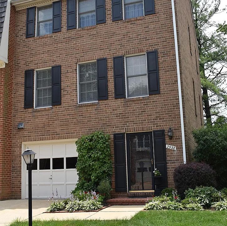 1st image of 2938 Oakborough Sq