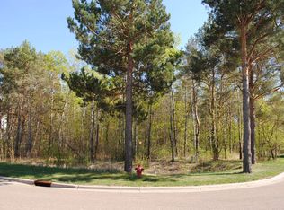 3872 Oak Ln NE, Lexington, MN 55014