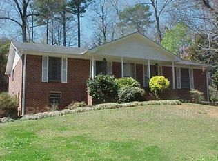 1928 Poplar Dr, Gardendale, AL 35071