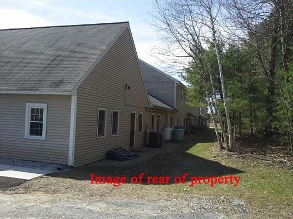 4th image of 1B Commons Dr Unit 13B