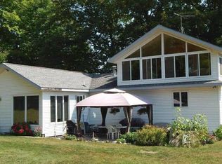 6151 N Straits Hwy, Cheboygan, MI 49721