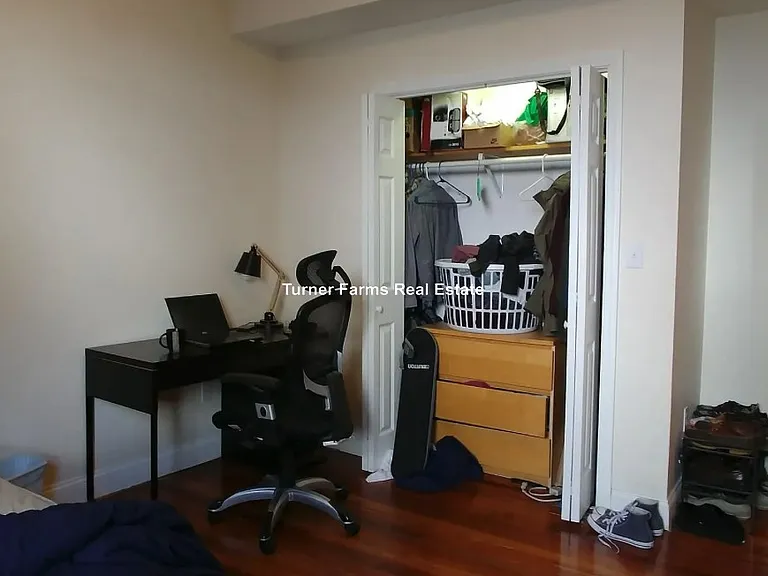 84 Line St — Photo 7