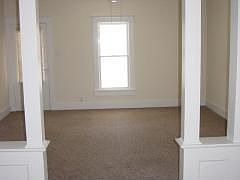 2nd image of 628 E Elm St
