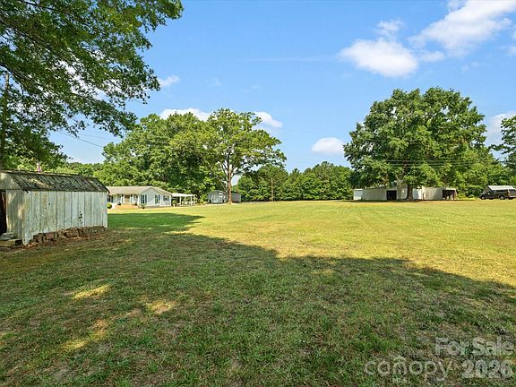 5th image of 2212 Jb Denton Rd