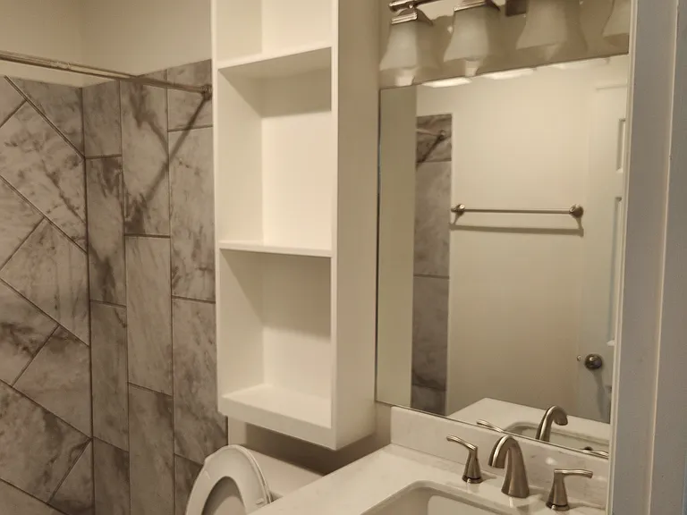 1215 Greenwood Ct #B — Photo 5