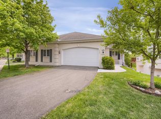 7927 Victoria Curv, Saint Louis Park, MN 55426