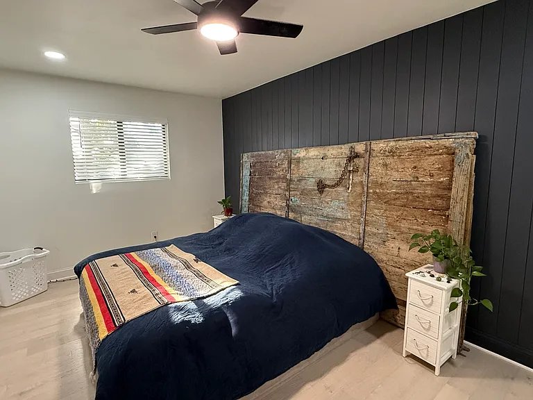 985 Harber Ave — Photo 7