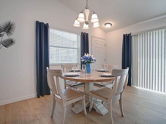 4th image of 2452 Overstreet Pl