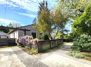 217 McKendry Dr, Menlo Park, CA 94025