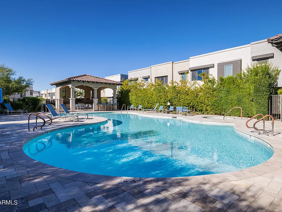 7349 E Vista Bonita Dr