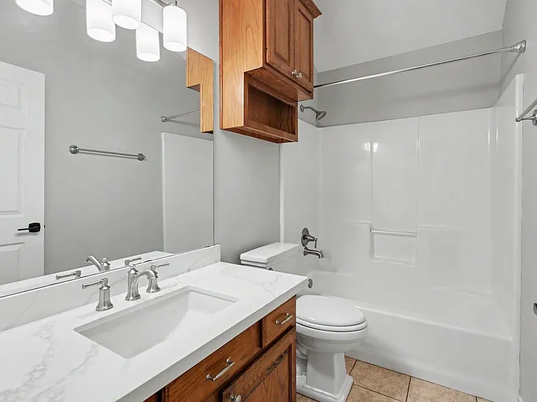 10718 Fairview Dr — Photo 10