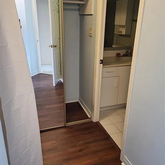 75 Riverside Dr E #1707 — Photo 25