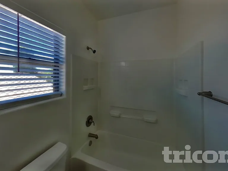 10208 W Wier Ave — Photo 10
