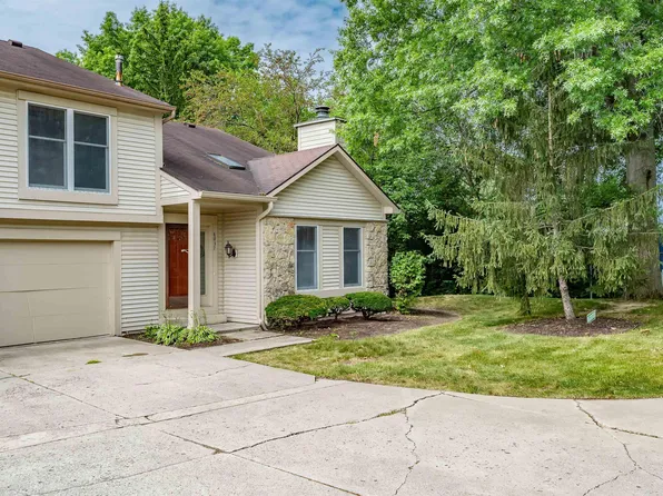 6031 Sawmill Woods Dr, Fort Wayne, IN 46835