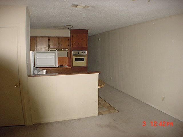 1st image of 104 Ida St APT 1