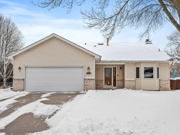 8936 Norwood Ln N, Maple Grove, MN 55369