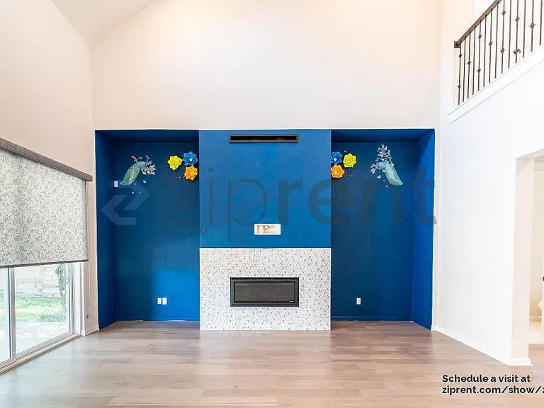 7601 Paruline Dr — Photo 4